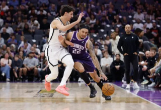 ההופעה הטובה בקריירת ה-NBA. בן שרף שומר על דווין קרטר (צילום: GettyImages, Lachlan Cunningham)