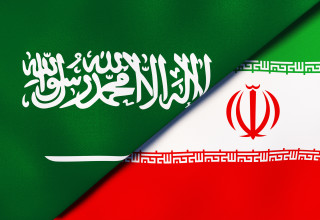 דגלי איראן וסעודיה, ערב הסעודית (צילום: אינג'אימג')