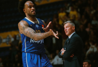 אושיי בריסט שחקן מכבי תל אביב חוגג מול פנרבחצ'ה (צילום: ג'ורג'ה קוסטיץ')