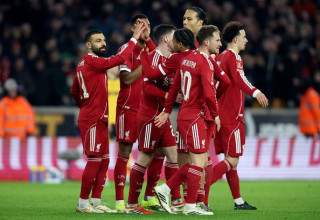 שחקני ליברפול חוגגים (צילום: Gettyimages)