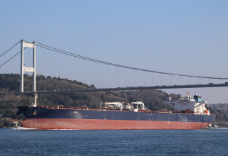 מכלית הנפט "אלטורה", כמה ימים לפני התקיפה (צילום: רויטרס)