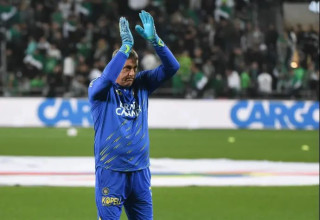 מבדיחה לאגדה. אובארוב (צילום: ברני ארדוב)