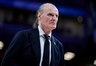 מאמנה המפוטר של וירטוס בולוניה, דושקו איבנוביץ' (צילום: GettyImages, Borja B. Hojas)