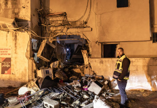 זירת נפילה בגוש דן (צילום: Ilia YEFIMOVICH / AFP via Getty Images)