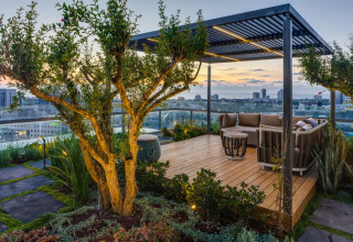 מרפסת, כרכום עיצוב נוף   (צילום: ליאור טייטלר)