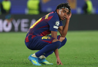 כוכב ברצלונה לאמין ימאל אחרי ההפסד לאתלטיקו (צילום: GettyImages)