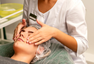 שגרת טיפוח (צילום: צילום אילוסטרציה: אינג אימג')