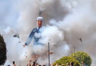 בובה בדמות בנימין נתניהו עולה באש בספרד (צילום: צילום מסך, שימוש לפי סעיף 27א' לחוק זכויות יוצרים)