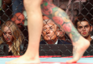 דונלד טראמפ בקרב אגרוף בזמן השיחות עם איראן (צילום: רויטרס)