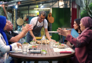 בואו לאכול איתי בערבית (צילום: מכאן 33)