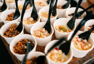 איך לבחור קייטרינג ב-2026: המדריך המקיף לאירוע מדויק (צילום: יחצ)