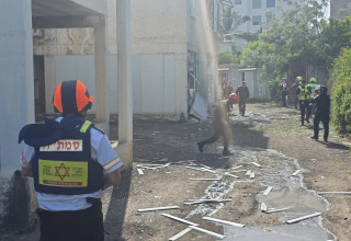 פגיעה בנהריה (צילום: תיעוד מבצעי מד"א)