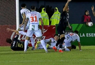 שחקני אולימפיה ורוביו נואבו (צילום: צילום מסך, X (טוויטר))