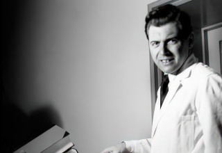 יוזף מנגלה. התגאה במעשיו המעוותים  (צילום: יד ושם)