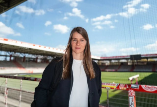 מארי-לואיז אטה, מאמנת אוניון ברלין (צילום: אתר רשמי, אוניון ברלין)