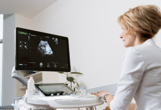 טכנולוגיות מתקדמות לדיוק מקסימלי באבחון גושים ונגעים בשד (צילום: pexels)