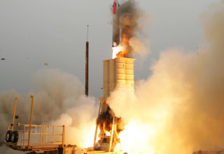 טיל ה"חץ". מנוע של "תומר" (צילום: יח"צ)