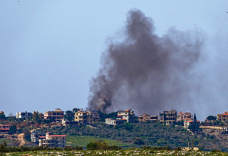 הפגזה ישראלית בדרום לבנון, 14.4.26 (צילום: אייל מרגולין, פלאש 90)