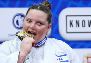 רז הרשקו ג'ודאית ישראלית, אלופת אירופה 2026 (צילום: GettyImages, GIORGI ARJEVANIDZE/AFP)