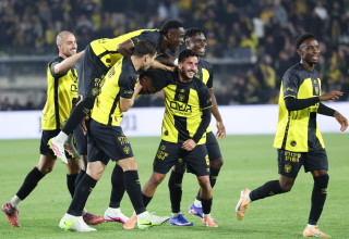 שחקני בית"ר ירושלים (צילום: דני מרון)