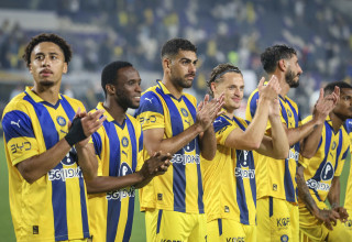 שחקני מכבי תל אביב (צילום: קובי אליהו)