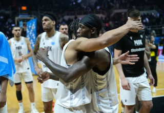 התעלה ברגע הנכון. בוורלי (צילום: GettyImages, Konstantinos Tsakalidis / KSOOC / SOO)