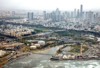 מבט אווירי על תל אביב (צילום: יוסי זמיר, פלאש 90)