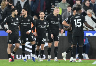 שחקני מנצ'סטר סיטי חוגגים (צילום: NurPhoto)