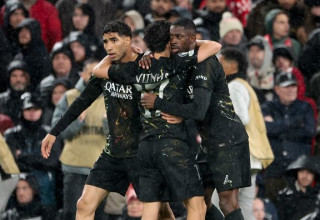 שחקני פ.ס.ז' (צילום: Jean Catuffe)