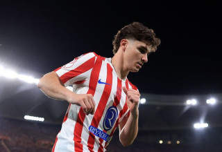 חוליאן אלברס במדי אתלטיקו מדריד (צילום: Fran Santiago)