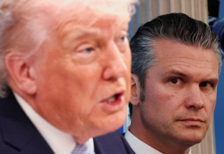 דונלד טראמפ, פיט הגסת' (צילום: REUTERS/Kevin Lamarque)