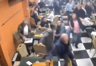 בורחים לאחר שמועות על רעידת אדמה בטורקיה (צילום: צילום מסך)