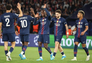 שחקני פריז סן ז'רמן חוגגים (צילום: Xavier Laine)