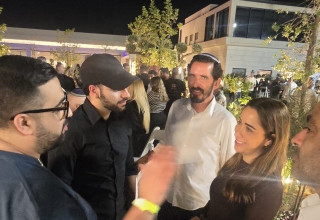 מרדכי דוד במסיבה של איתמר בן גביר, מהטוויטר של בר שם אור (צילום: טוויטר)