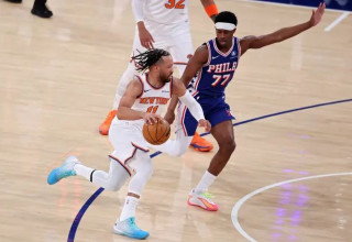 נוקאאוט. ברונסון מול אדג'קומב (צילום: GettyImages, Al Bello)
