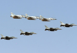 מטוסי קרב מסוג F16 של איחוד האמירויות (צילום: רויטרס)