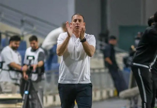 שבע רצון מהקהל ומהקבוצה שלו. קוז'וך (צילום: קובי אליהו)