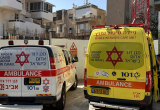 אמבולנסים בזירת האירוע ברמת גן (צילום: תיעוד מבצעי מד"א)