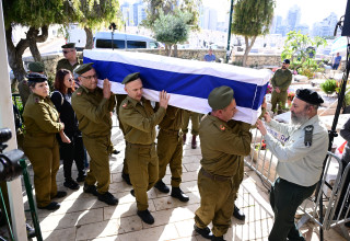 הלוויתו של רס"ב אלכסנדר גלובניוב ז"ל (צילום: אבשלום ששוני)