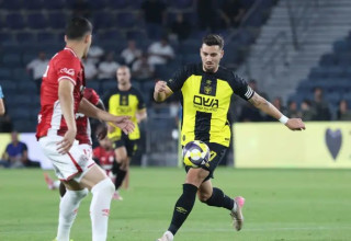 בעיטה אחת למסגרת מעידה על הקושי של בית"ר מול באר שבע. ירדן שועה (צילום: דני מרון)