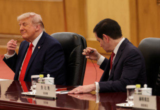 מרקו רוביו ודונלד טראמפ (צילום: REUTERS/Maxim Shemetov)