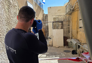 גופת אישה אותרה בדירה בחיפה (צילום: דוברות המשטרה)