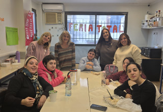 עלי שיח בארגנטינה (צילום: ג'וש ארונסון)