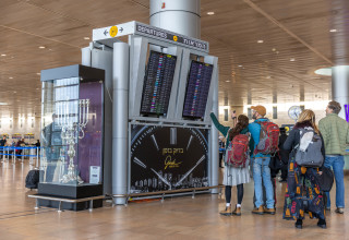 לוח המראות בנתב"ג (צילום: יוסי אלוני, פלאש 90)