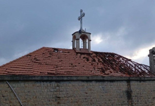 הפגיעה בכנסיית סנט ג'ורג' (צילום: דובר צה"ל)