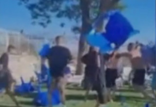 קטטה בבריכה בערד (צילום: רשתות חברתיות, שימוש לפי סעיף 27 א')