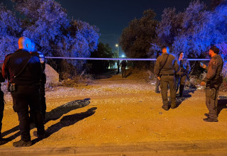 זירת איתור הגופה ברמלה (צילום: דוברות המשטרה)