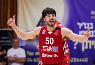 יובל שניידרמן שחקן הפועל גליל עליון (צילום: מאור אלקסלסי)