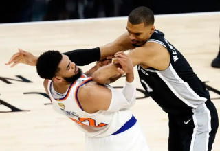 איך זה ייגמר הפעם? וומבי מול טאונס (צילום: GettyImages, Ronald Cortes)