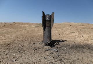 טיל איראני שנפל באיו"ש (צילום: REUTERS/Ammar Awad)